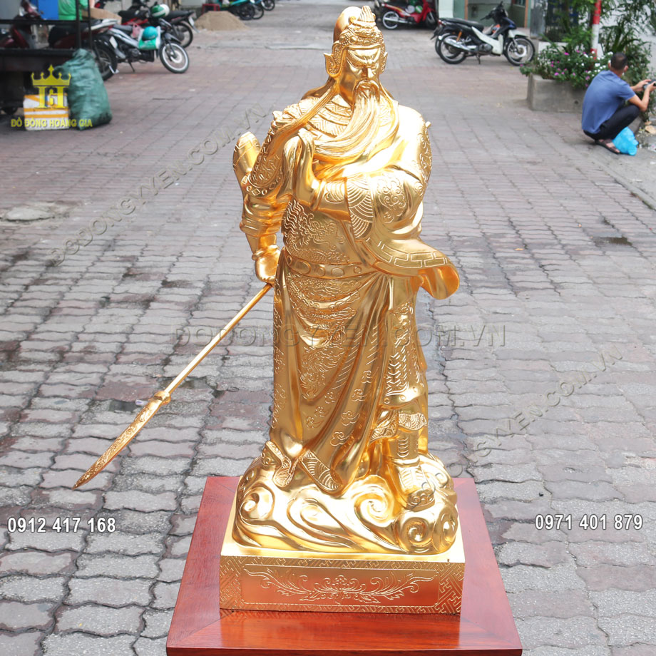 Pho tượng đồng Quan C&ocirc;ng bằng đồng mạ v&agrave;ng 24K được nhiều kh&aacute;ch h&agrave;ng y&ecirc;u th&iacute;ch
